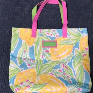 Lilly Pulitzer for Estée Lauder Tote